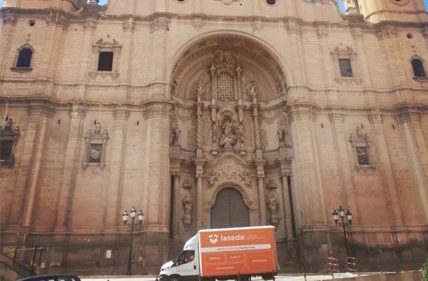 Mudanzas-en-Salamanca-servicios-profesionales-de-confianza-min (1)